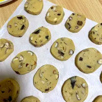 ヘーゼルナッツ＆チョコレート　クッキー　焼成前　#サブレ|KimaLABOさん