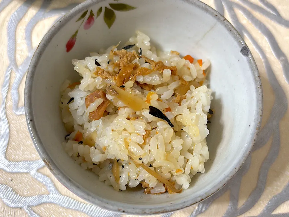 フグの炊き込みご飯|卍さん