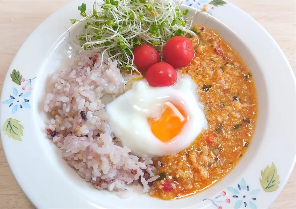 2025 1108　ガパオライス　サラダ|いもこ。さん