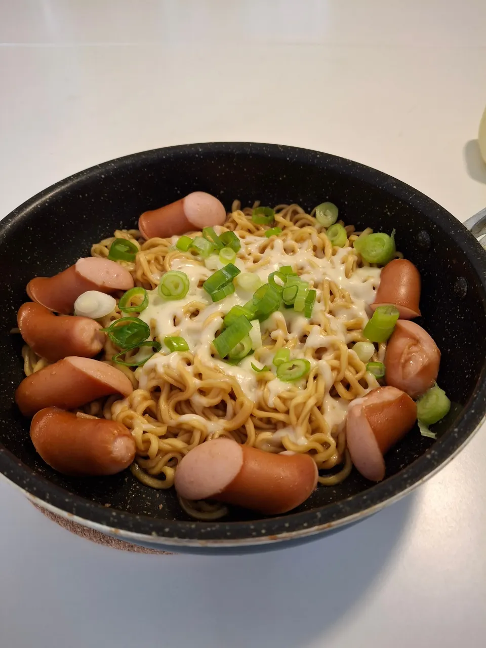 汁なしチーズラーメン|テツさん