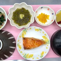 朝ごはんです|じゅにぱあべりぃ🍎さん