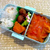 チキンのトマト煮こみ弁当| ともえもんさん