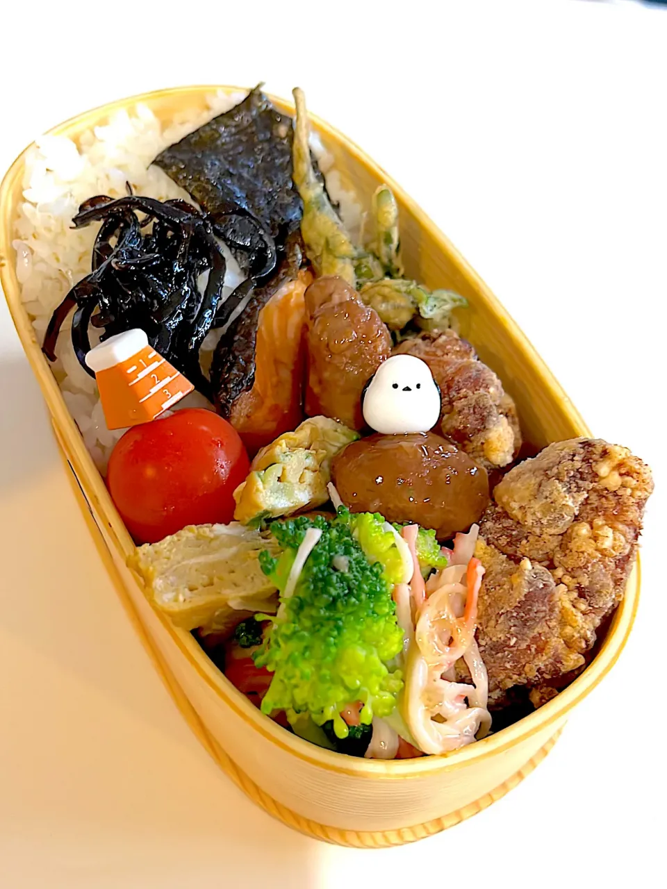 2025/11/10 唐揚げ弁当🍱|おもち女王さん