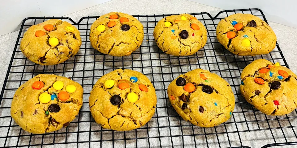 Reese’s stuffed cookies|kittycatさん