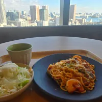 海老とほうれん草のトマトクリームパスタ| しあるさん