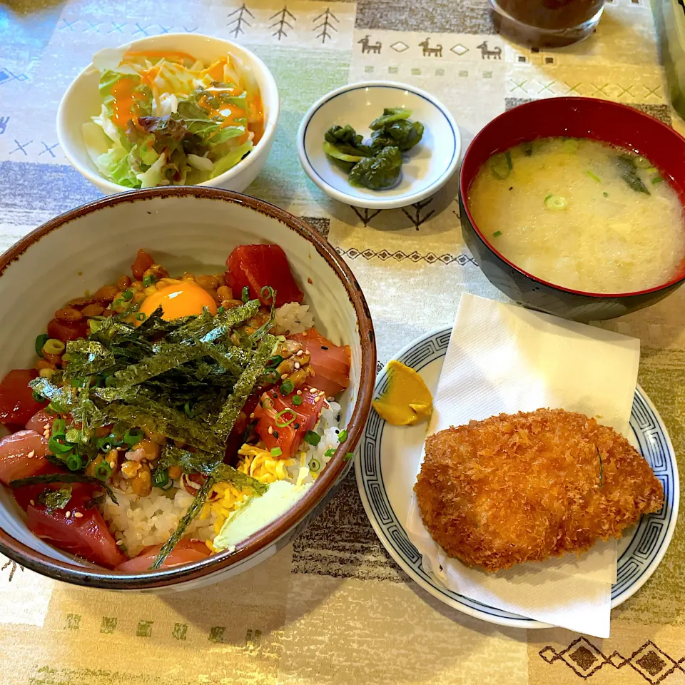 納豆鉄火丼 ヒレカツ1枚セット|T. Wonderさん