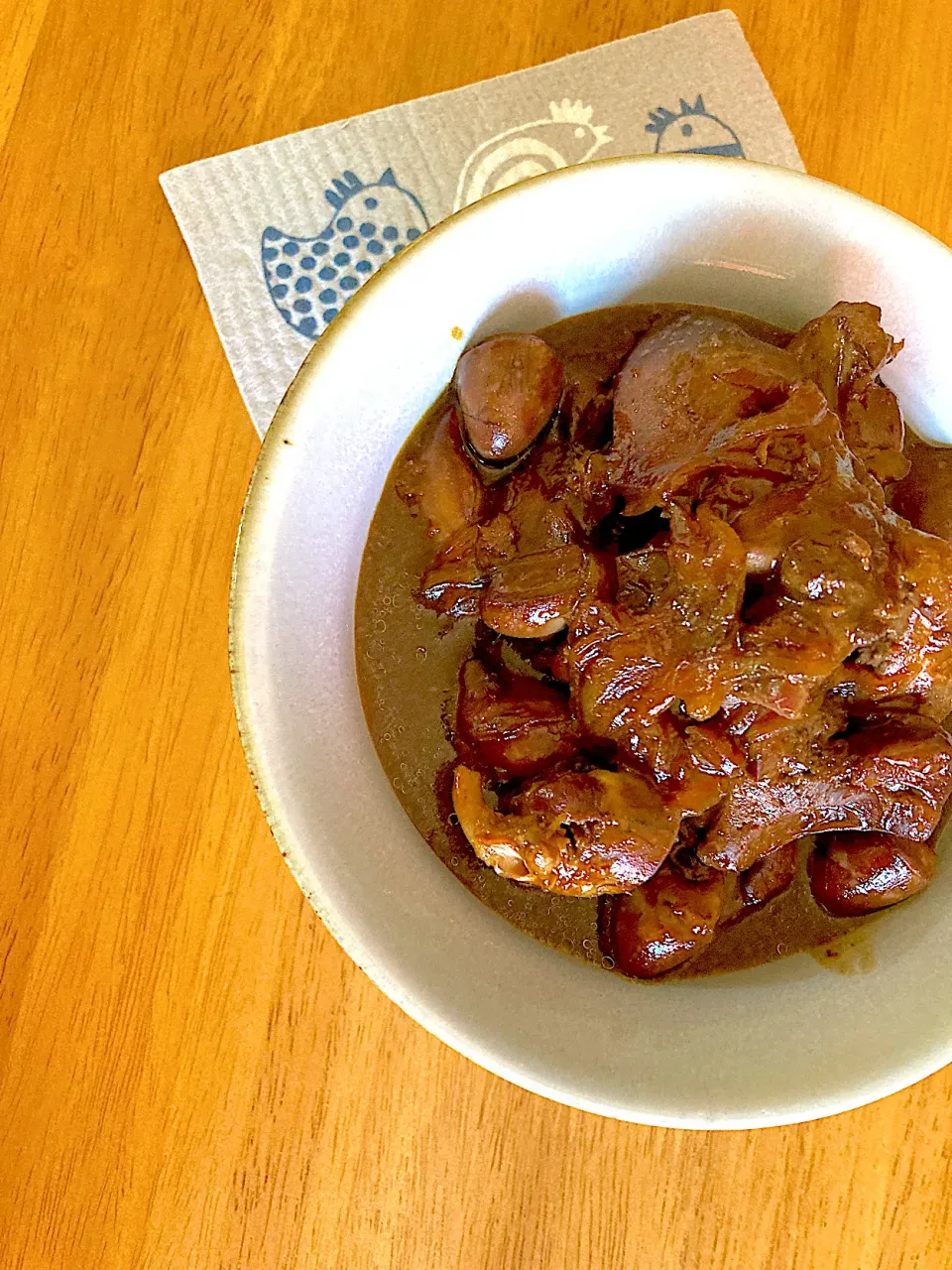 チョコちゃんから教わってから玉ねぎ入れるようになった鶏レバー甘辛煮。|さくたえさん