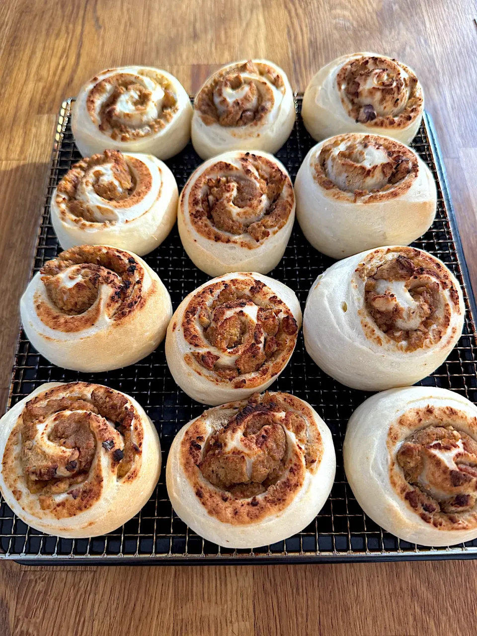 マロンペースト🌰入りくるくるパン|morimi32さん