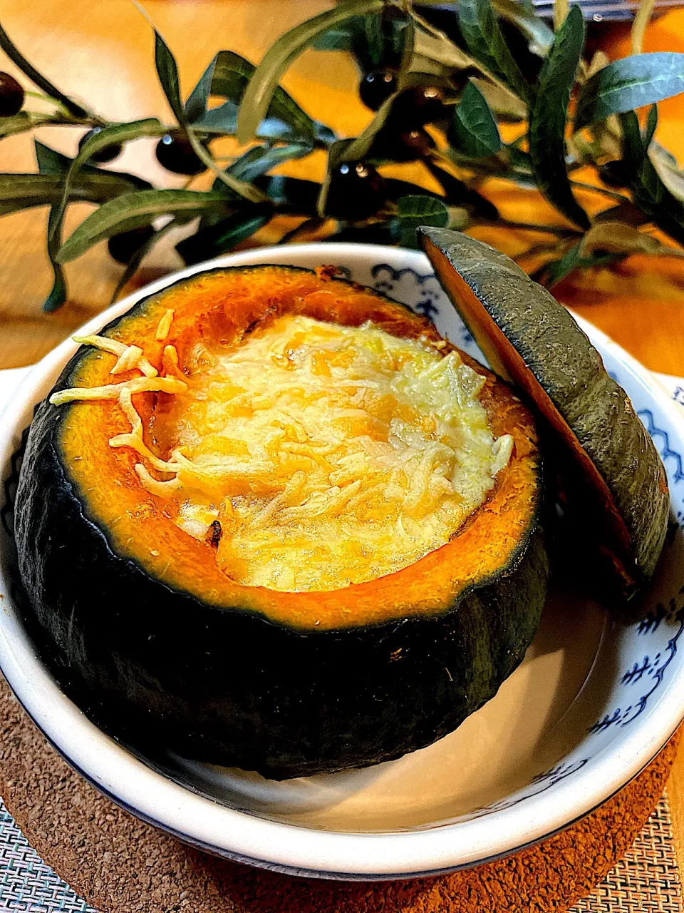 坊ちゃんかぼちゃのグラタン|Mikaさん