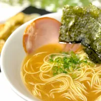 豚骨ラーメン🍜|lalapoさん