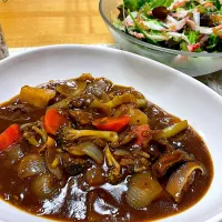 ビーフシチュー、カニカマとベビーリーフのサラダ|こいちさん