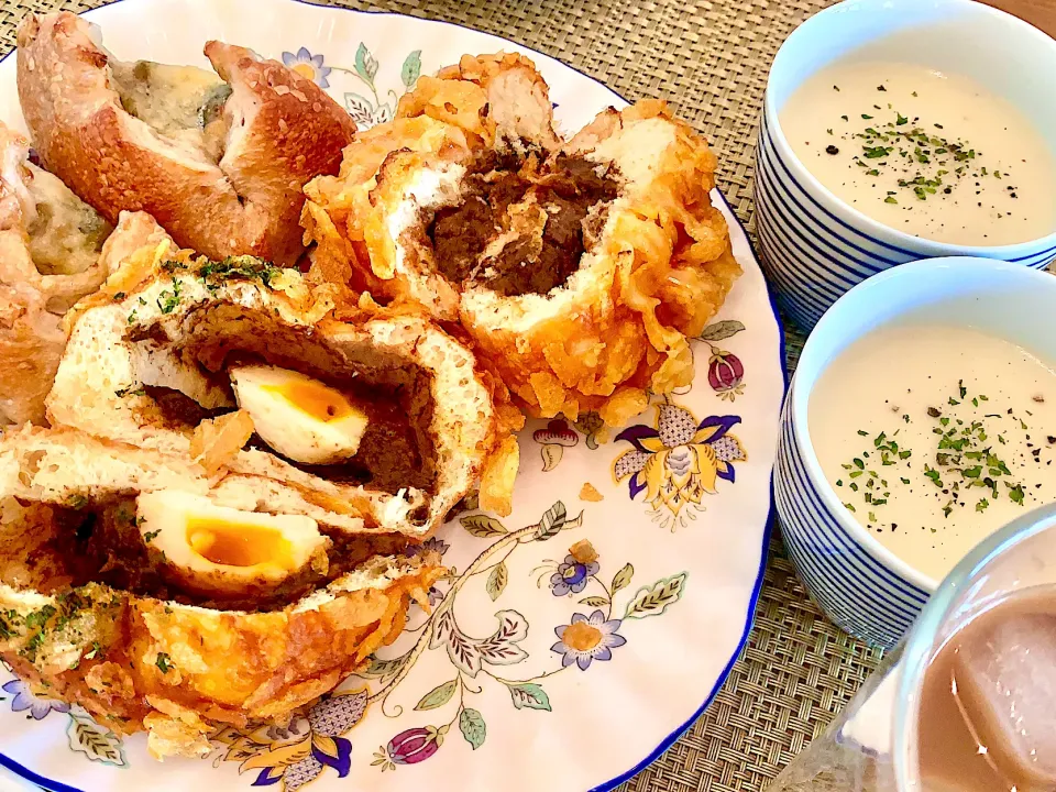 じゃがいものスープとお惣菜パン🥖✨|＊yurika＊さん