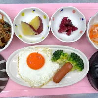 朝ごはんです|じゅにぱあべりぃ🍎さん