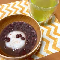 杵付きお餅入りぜんざい🫘|さくたえさん