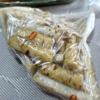 morimi32さんの料理 ごぼうのピリ辛白だし漬け|morimi32さん