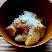 アボカドと柿のマヨネーズ和え|keisukeさん