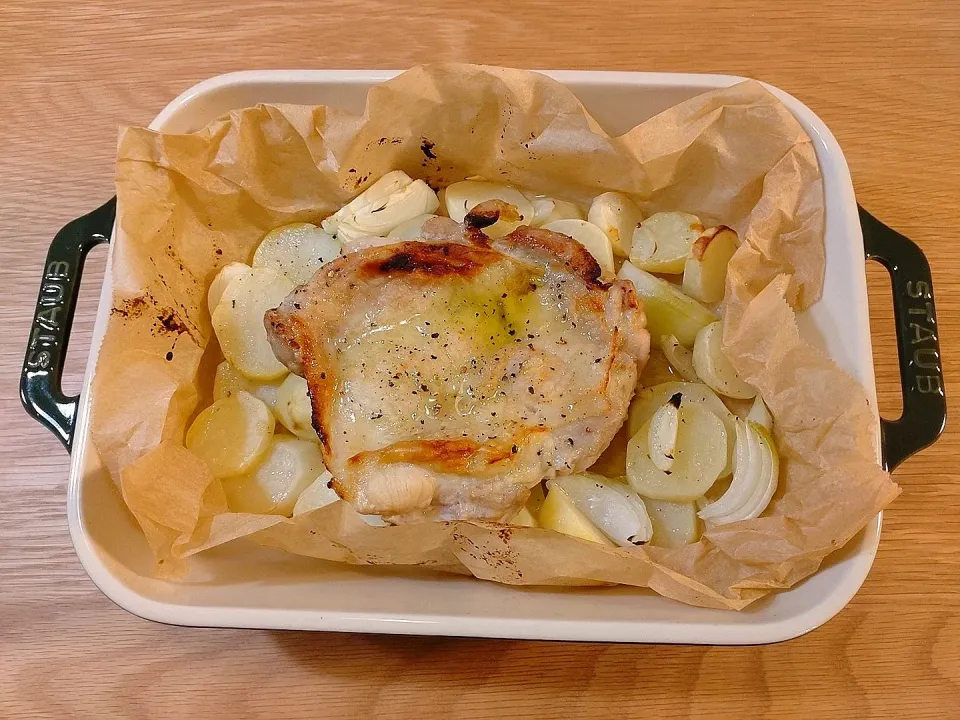 塩糀鶏とポテトのオーブン焼き|みりさん