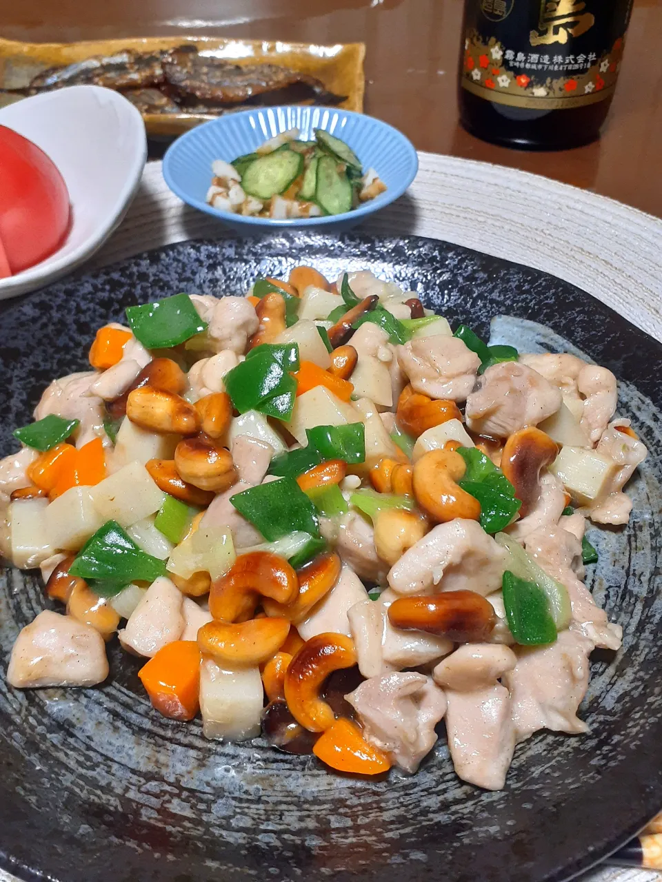 鶏肉のカシューナッツ炒め🎶|びせんさん