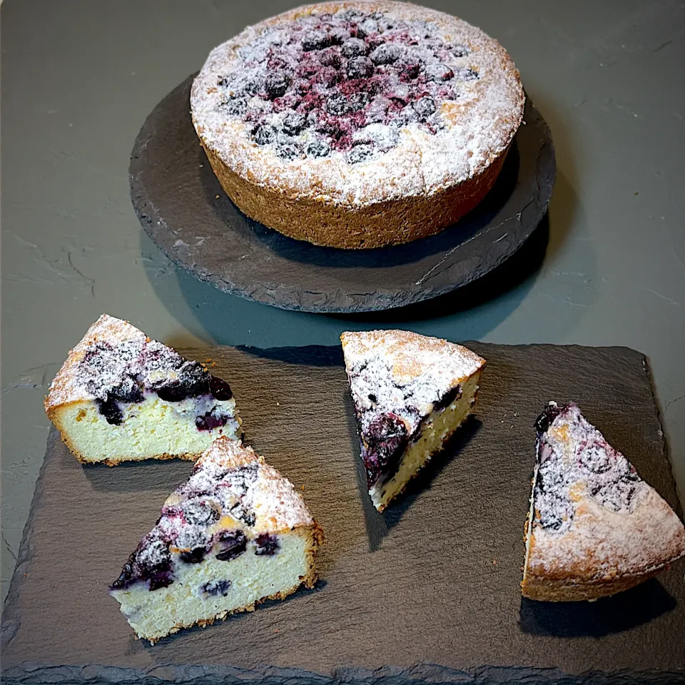 ブルーベリーとホワイトチョコのケーキ|ゆきゆきゆっきぃさん