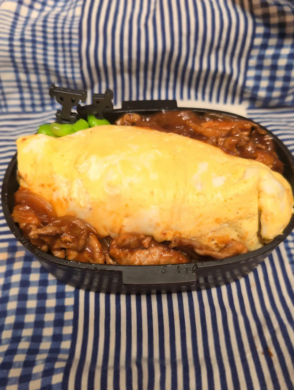 お兄ちゃんオムライス弁当|ハリネズミさん