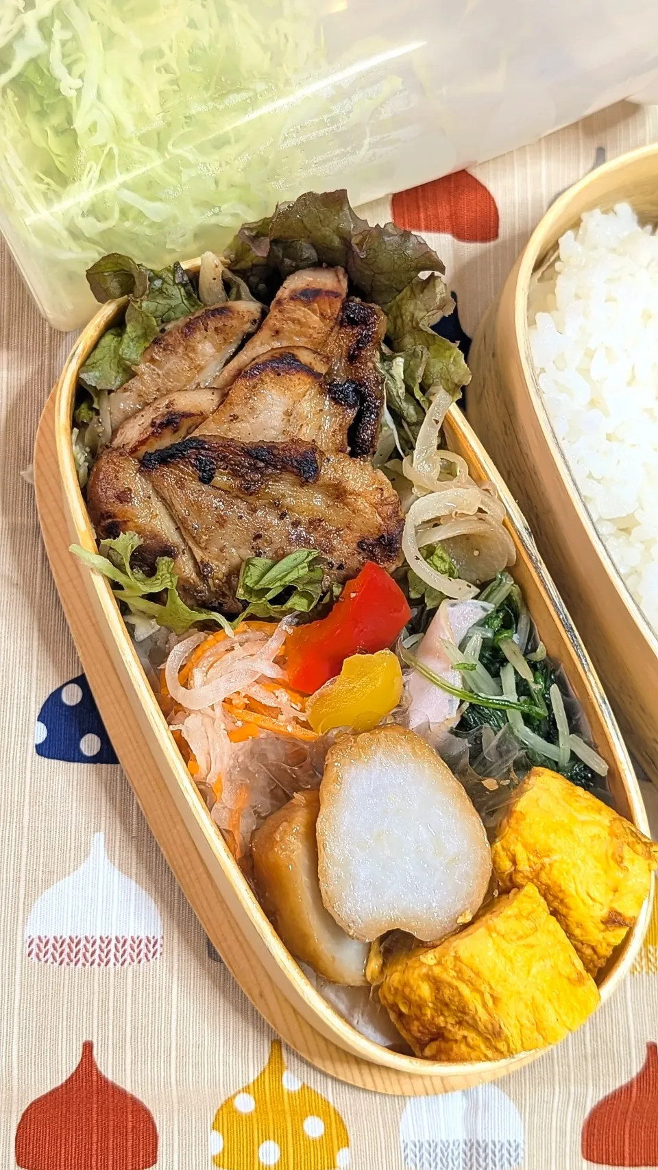 本日のお弁当〜豚モモ肉の塩糀ロースト|f.1125beさん