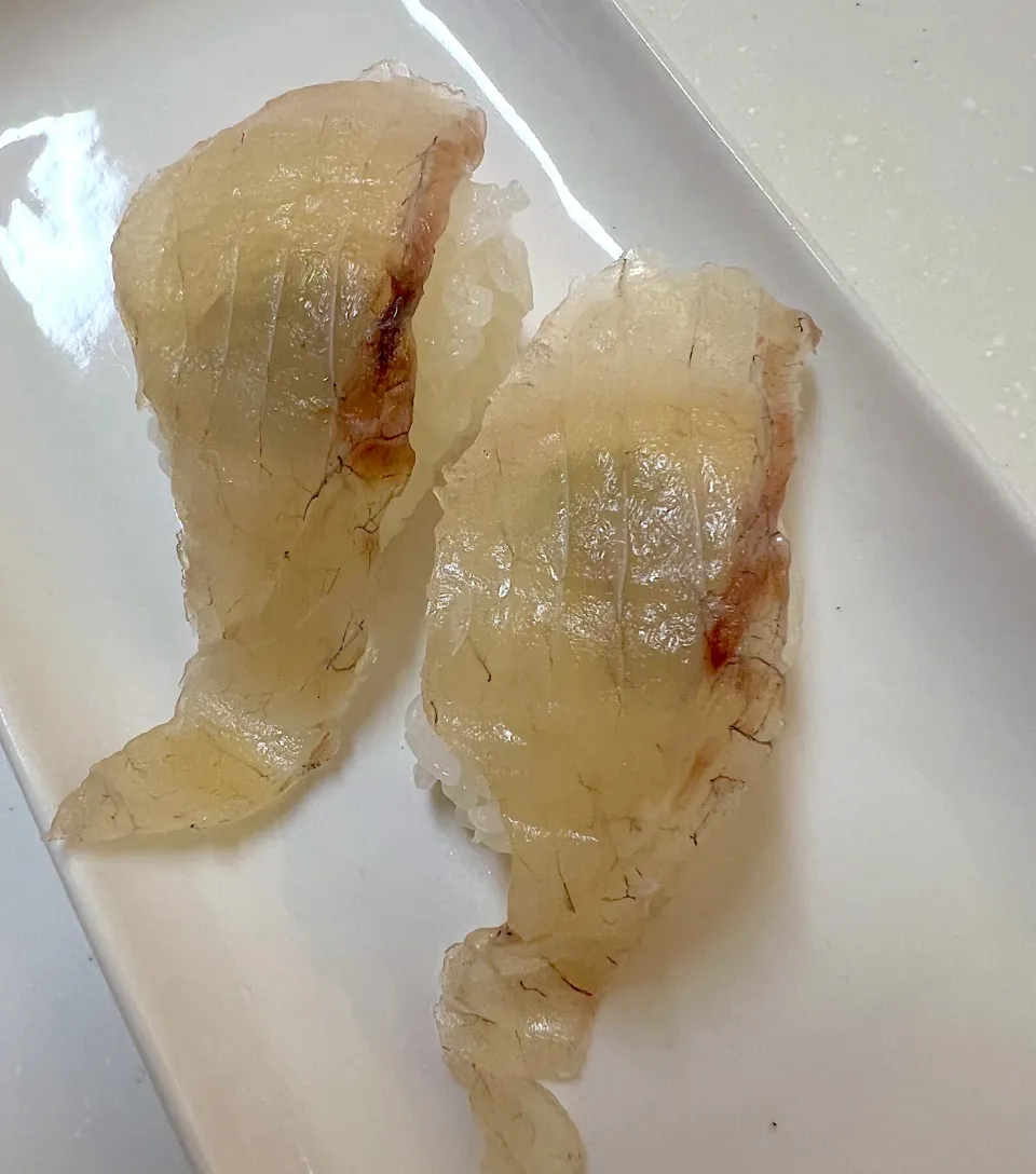 スズキの昆布締め寿司|あささん