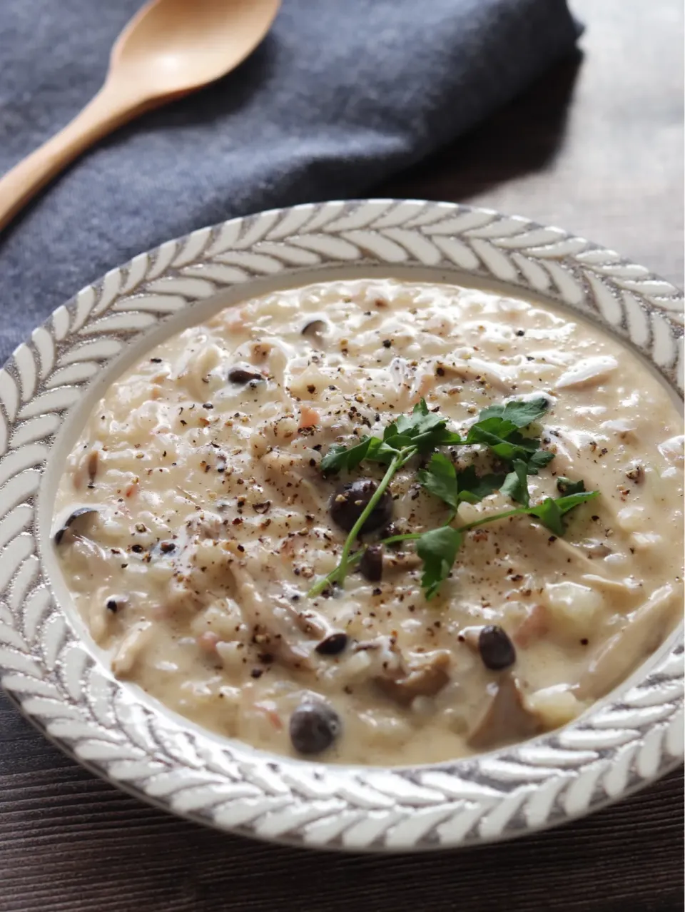 🆔513750                                                                 #きのことベーコンのヘルシーリゾット 💕|ともきーた (伊藤 智子)さん