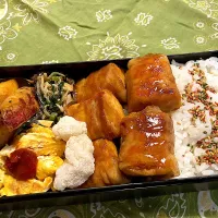 2025.11.12 息子弁当　◎厚揚げ豚肉巻き　◎大根葉とシラスの炒め煮　◎卵焼き　◎大学芋|goroさん