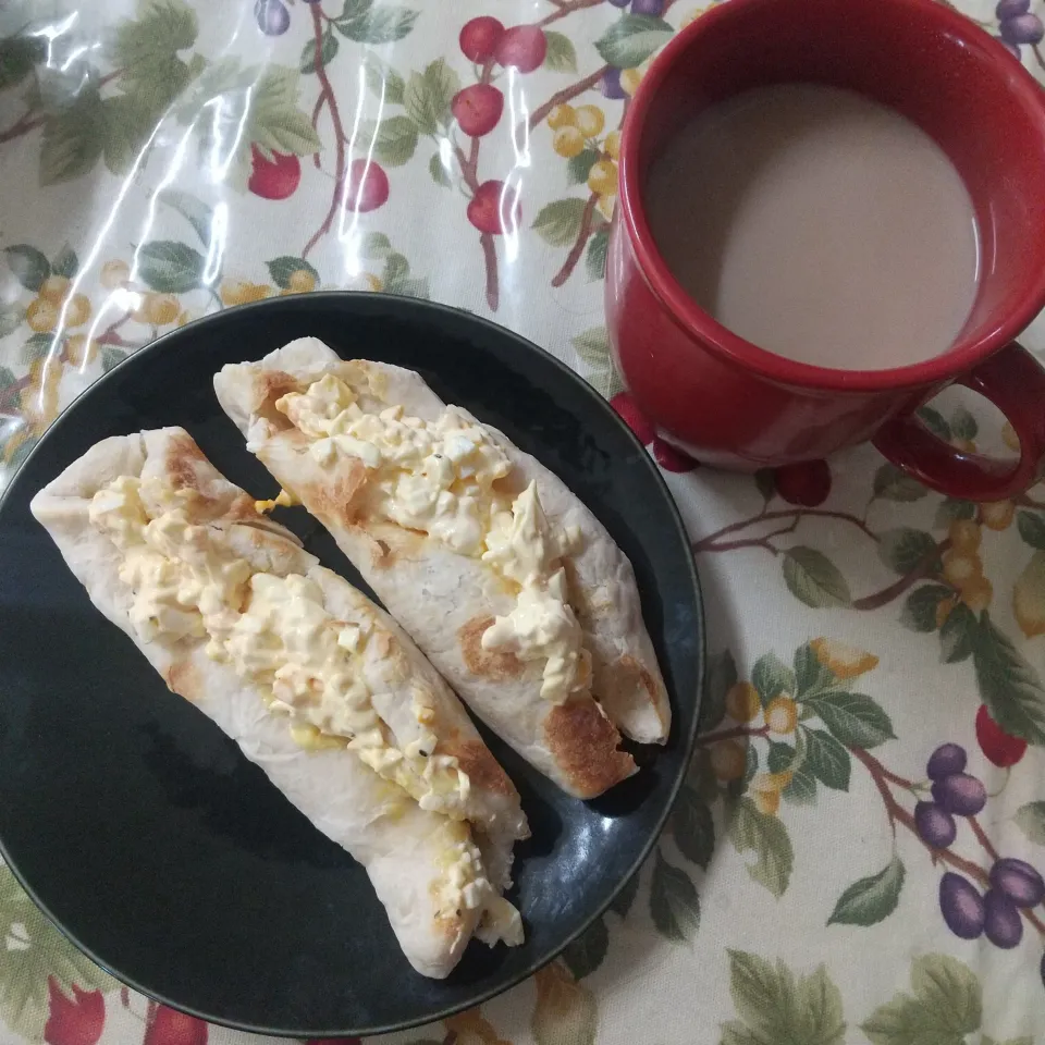 自家製バケット タマゴサンド|はやとさん