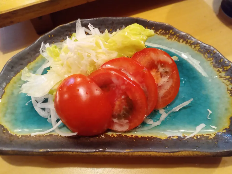 トマトサラダ|よっちびやばんぶーさん