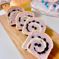 ブルーベリーのうずまきミニ食パン