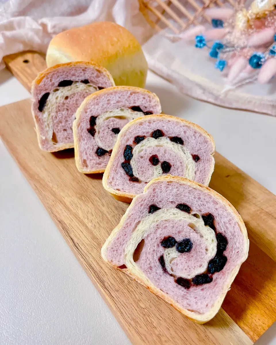 ブルーベリーのうずまきミニ食パン|mai＊さん