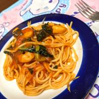 海老とほうれん草のトマトスパゲティ