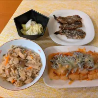 ☆炊き込みご飯　☆あげのキムチー焼　☆焼シシャモみりん　☆浅漬け|chikakoさん