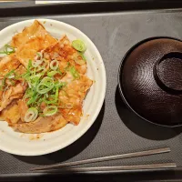 十勝豚丼|アクちゃんさん