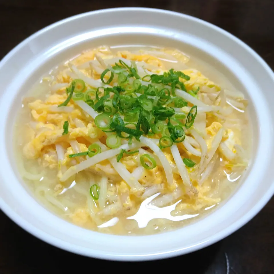 かきたまモヤシ汁そば😋🍜🥚|ソコツモノさん