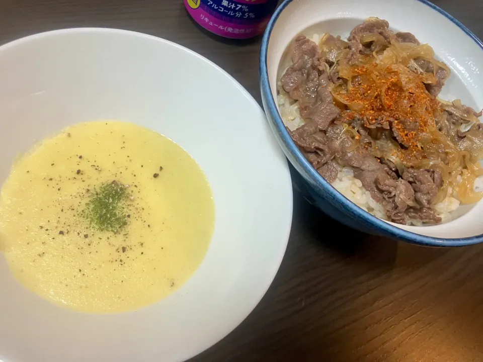 コーンポタージュ、牛丼|tatsuponさん