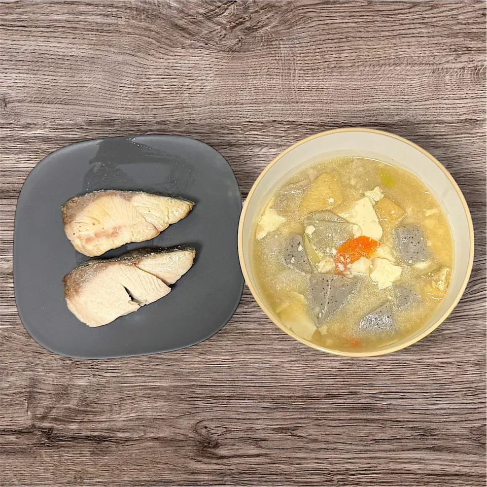 ブリの塩焼きと2日の豚汁|瀬名さん