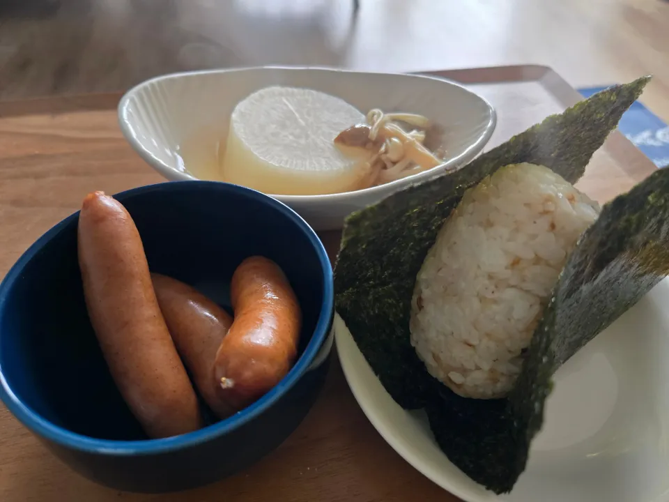 朝ごはん🍙|しあるさん