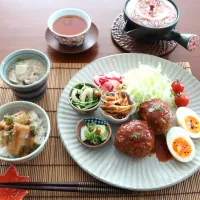 ハンバーグとミニ穴子丼|さっぴーさん