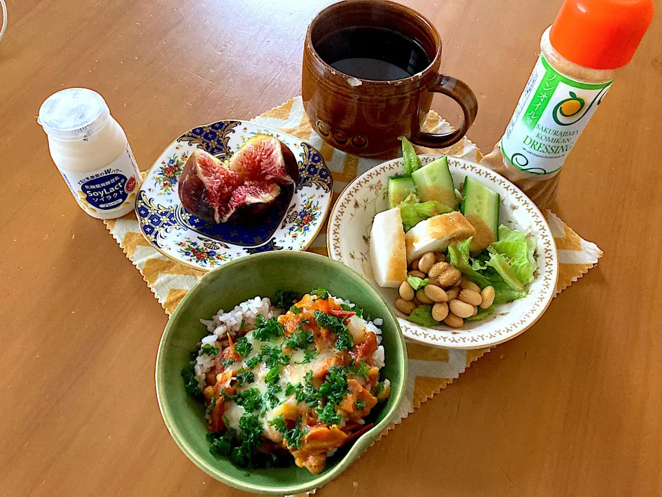 チョコちゃんありがとうna朝ごはん💕|さくたえさん