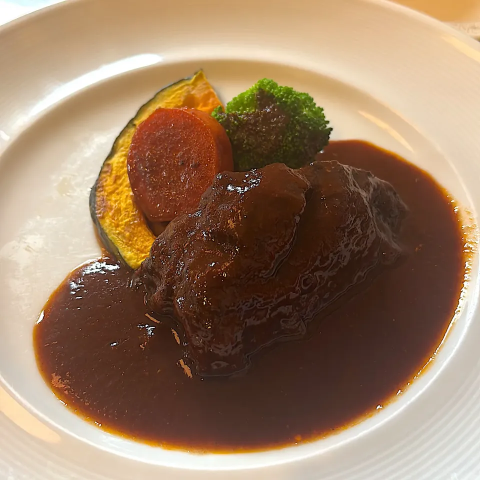 和牛の頬肉の赤ワイン煮|らんさん