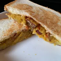 さつまいもとおからのスパイスカレーホットサンド|そらまめさん