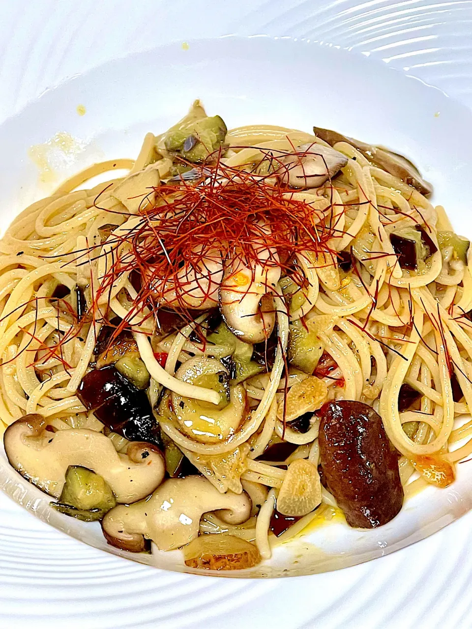 茄子と冬子椎茸のペペロンチーノ|銀蔵じいちゃんさん