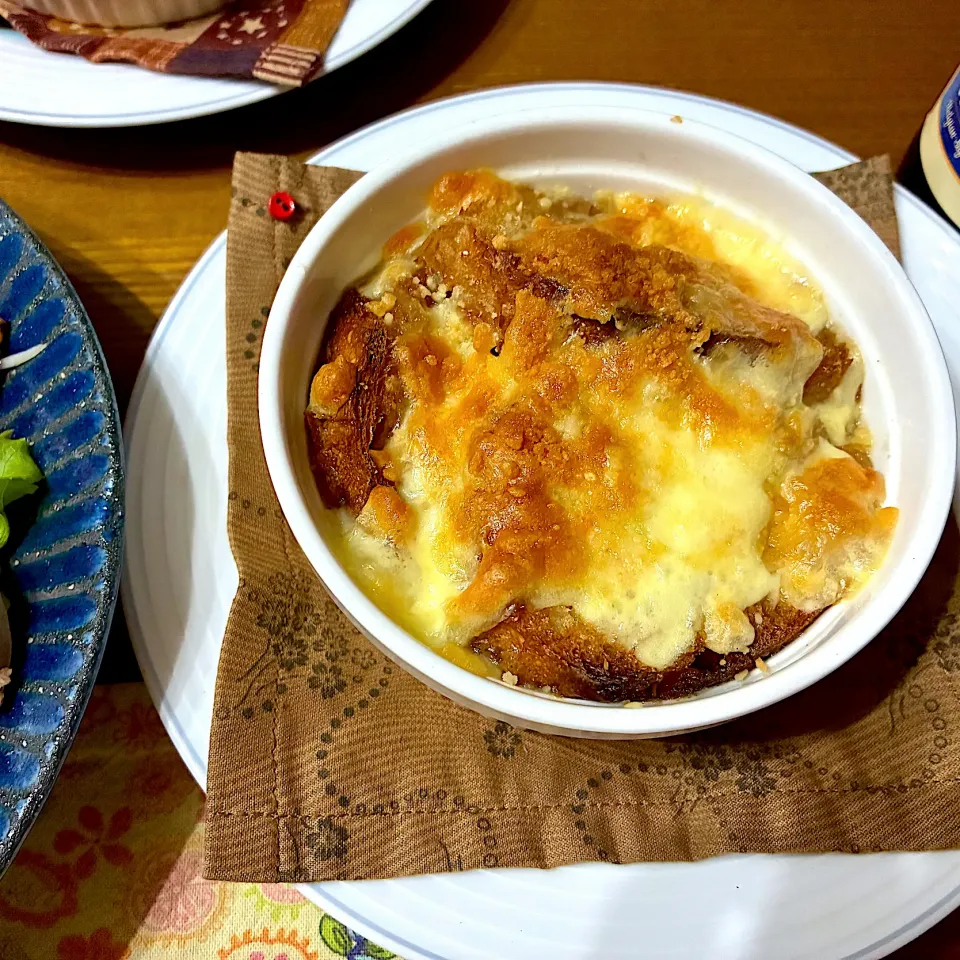 🧅オニオングラタンスープ|おさむさん