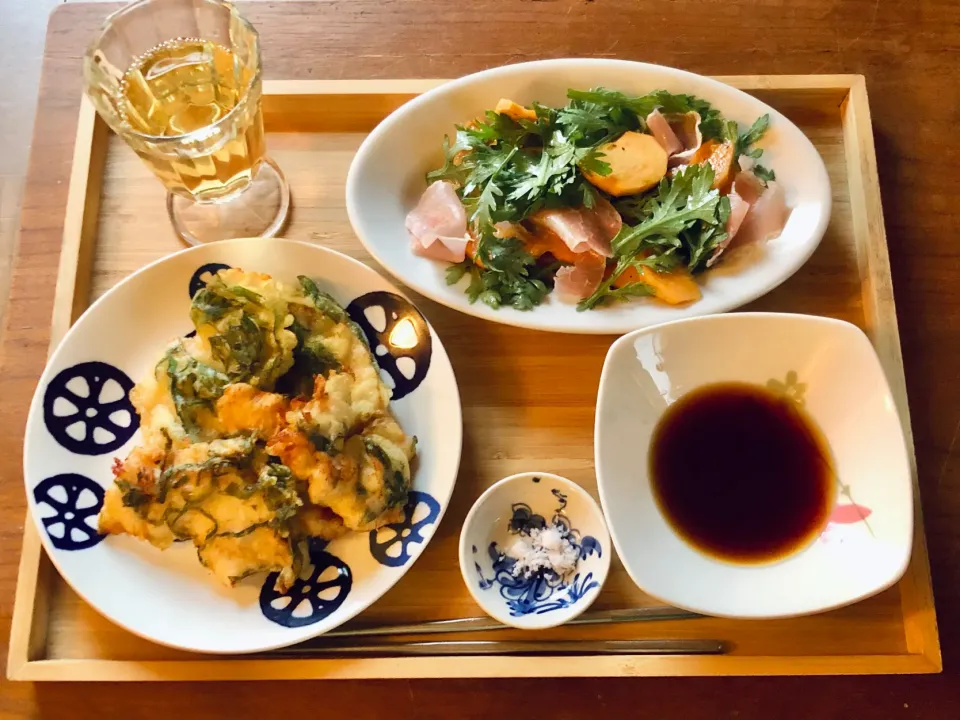 紫蘇とり天、柿と春菊のサラダ|マユマユさん