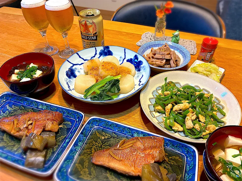 赤魚煮付け　風呂吹き大根　鶏ささみとピーマンの炒め物　蓮根炒め煮|じゅんさんさん