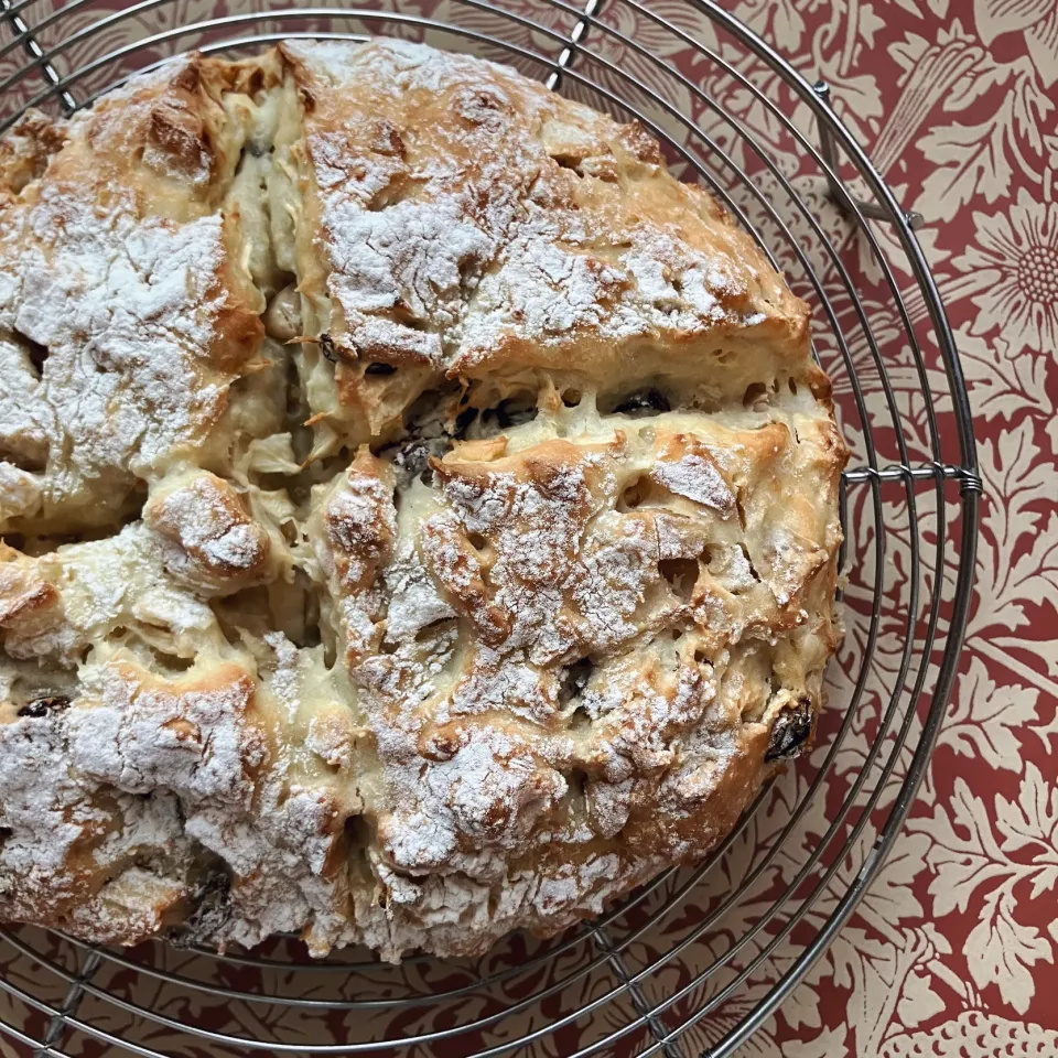 りんごのソーダブレッド|izoomさん