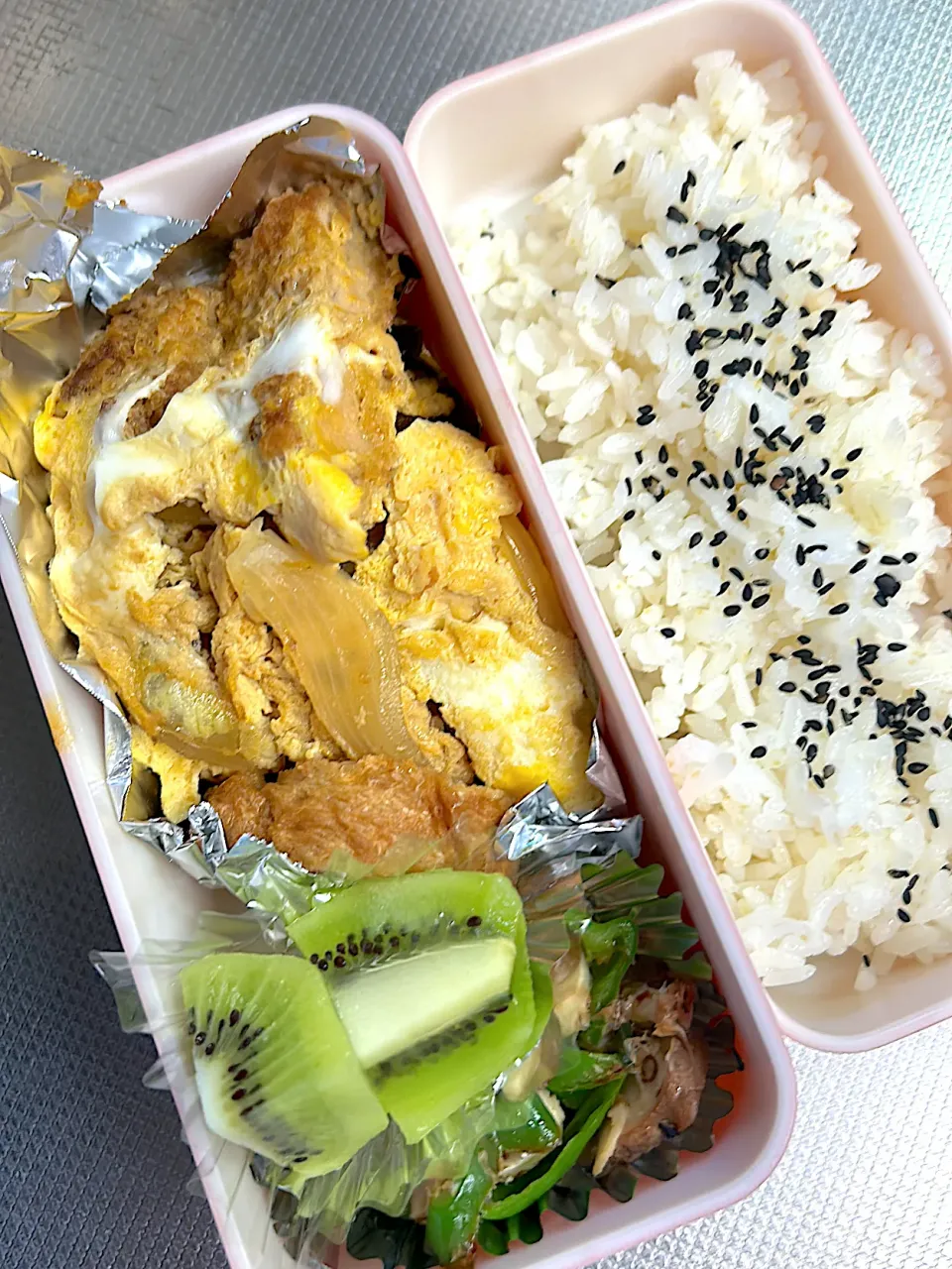 カツとじ弁当|ぱんださん