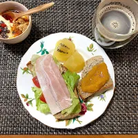 何とか間に合った朝ゴパン🌱|さくたえさん